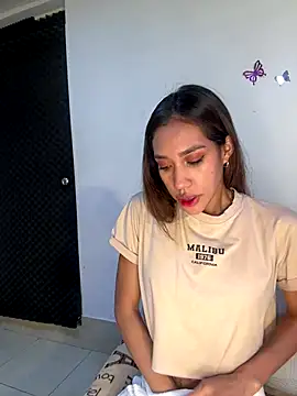 zoe storm online show from 11-28-25, 12:22