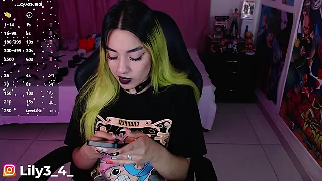 lily3 4 online show from 06-09-26, 06:47