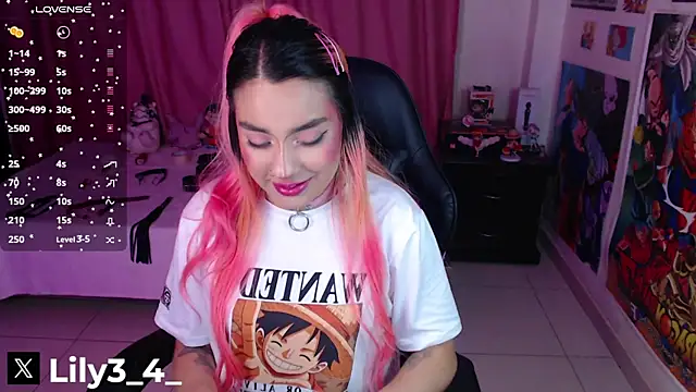 Snapshot of lily3_4 chatting on 09-18-25, 07:00 lily3 4 online show from 09-18-25, 07:00