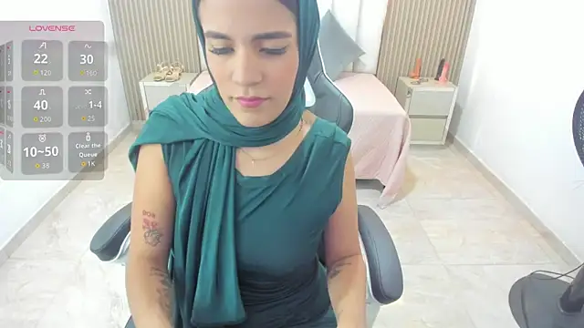 Zulema hamdi online show from 03-18-26, 02:26