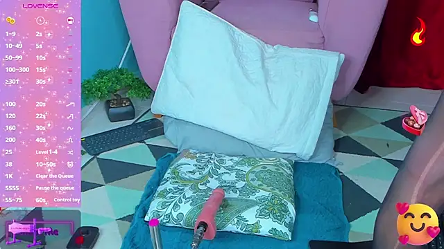 Samantha Rolon online show from 03-12-25, 05:46