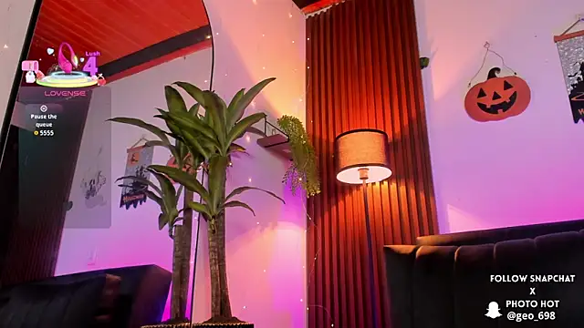 Georgina caruso online show from 10-24-25, 03:05