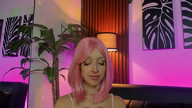 Snapshot of Georgina_caruso chatting on 05-08-26, 02:37 Georgina caruso online show from 05-08-26, 02:37