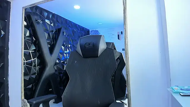 DalayMoore online show from 06-10-26, 09:05