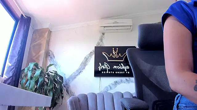 DalayMoore online show from 03-19-26, 05:57