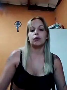 Pilarxxx666 online show from 02-11-26, 10:42