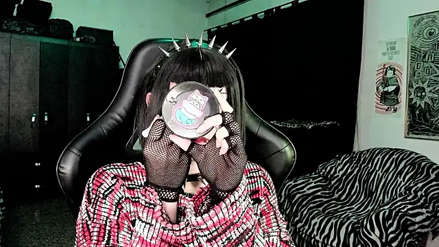 roxy toxic online show from 02-03-26, 01:16