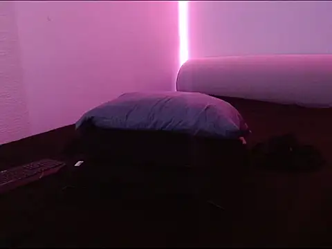 Lliam 2 online show from 01-17-25, 07:51