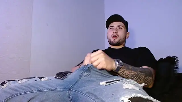 Lliam 2 online show from 10-05-25, 03:08