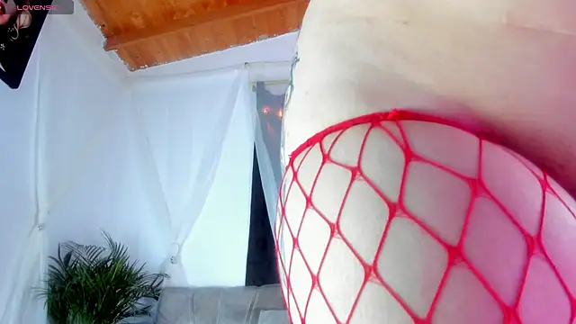 Freydis18 online show from 10-23-25, 03:05