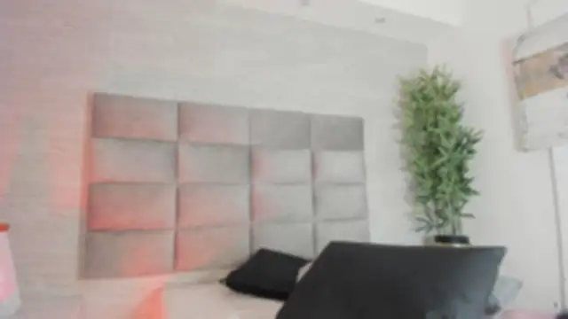 DannaJhonson1 online show from 04-07-26, 07:59