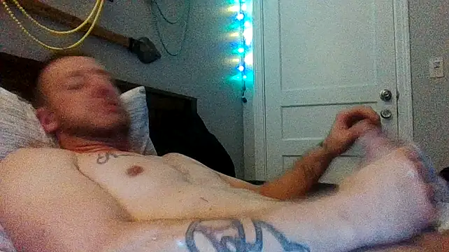 biggzee6 online show from 02-11-25, 06:19