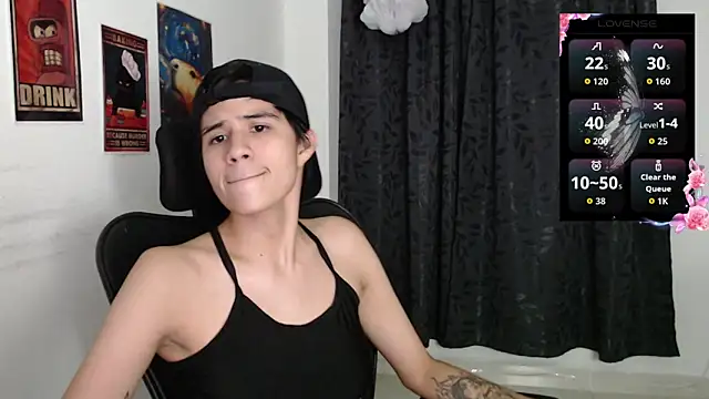 Snapshot of Dha_lia0 chatting on 10-11-25, 01:17 Dha lia0 online show from 10-11-25, 01:17