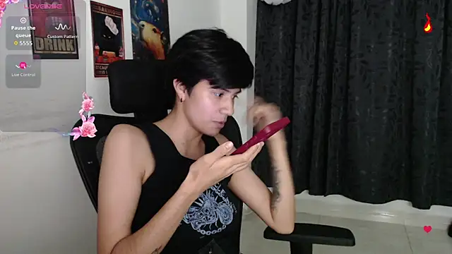 Snapshot of Dha_lia0 chatting on 10-04-25, 02:24 Dha lia0 online show from 10-04-25, 02:24