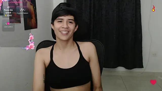 Snapshot of Dha_lia0 chatting on 09-11-25, 02:22 Dha lia0 online show from 09-11-25, 02:22