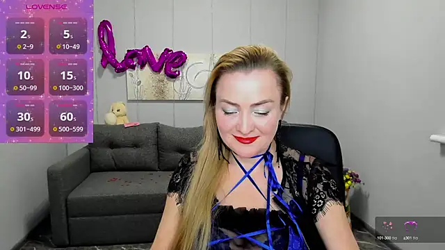 Snapshot of Grace_Lane chatting on 02-13-25, 01:26 Grace Lane online show from 02-13-25, 01:26