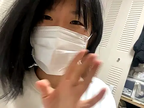 riri riri jp online show from 11-25-25, 10:59