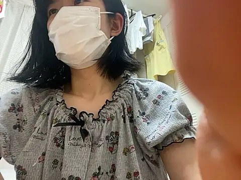 riri riri jp online show from 09-10-25, 11:42