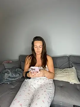 Snapshot of GoddessLucyRose chatting on 09-14-25, 07:47 GoddessLucyRose online show from 09-14-25, 07:47