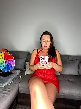 Snapshot of GoddessLucyRose chatting on 09-12-25, 09:36 GoddessLucyRose online show from 09-12-25, 09:36