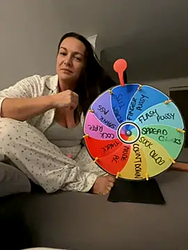 Snapshot of GoddessLucyRose chatting on 10-10-25, 09:26 GoddessLucyRose online show from 10-10-25, 09:26