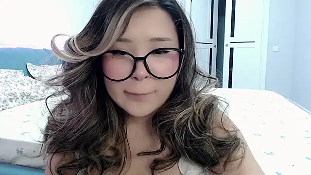 Minamin 20 online show from 02-20-26, 09:17