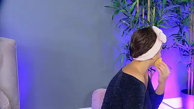 PatriciaSpice online show from 11-14-25, 05:33