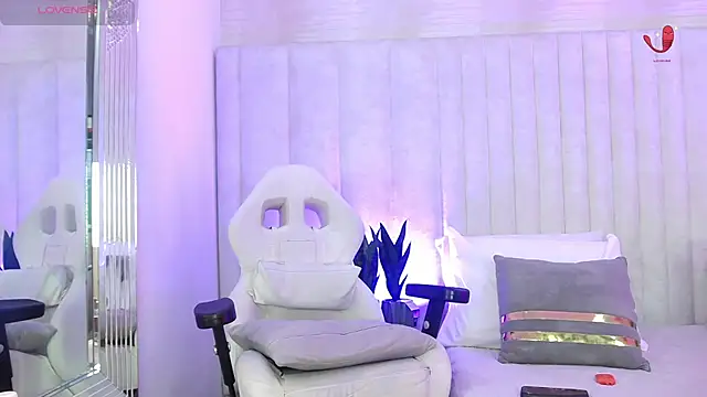 im helina online show from 02-08-26, 12:14