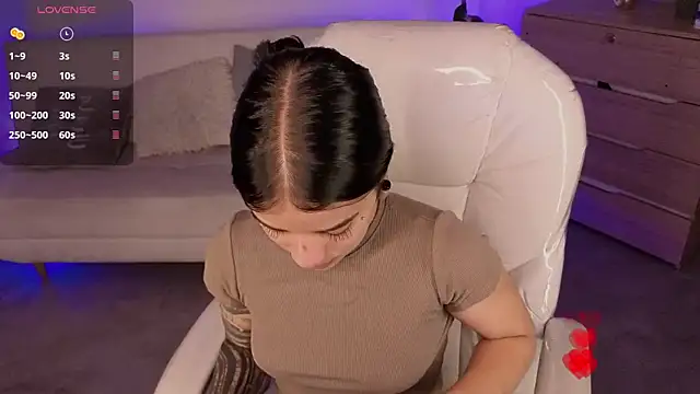 Nicole Foxx  online show from 03-20-26, 07:26