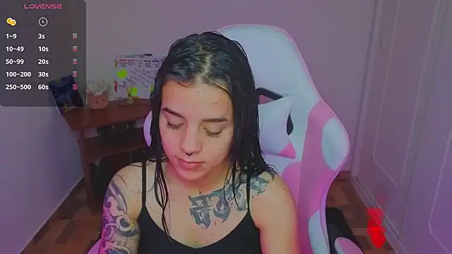Nicole Foxx  online show from 06-09-26, 10:22