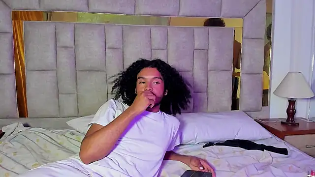 Snapshot of DanteAndKyle chatting on 03-06-25, 06:08 DanteAndKyle online show from 03-06-25, 06:08