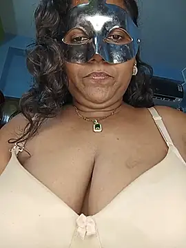 Snapshot of hevensex143 chatting on 07-21-26, 10:38 hevensex143 online show from 07-21-26, 10:38