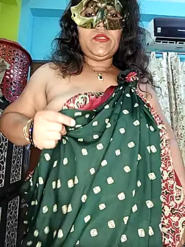 Snapshot of hevensex143 chatting on 05-21-26, 07:44 hevensex143 online show from 05-21-26, 07:44