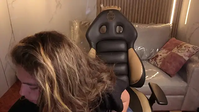 Kitten Cam online show from 01-15-26, 04:27