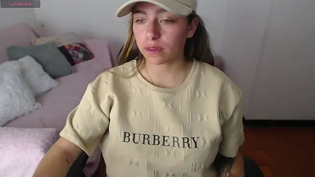 Kitten Cam online show from 12-20-25, 11:18