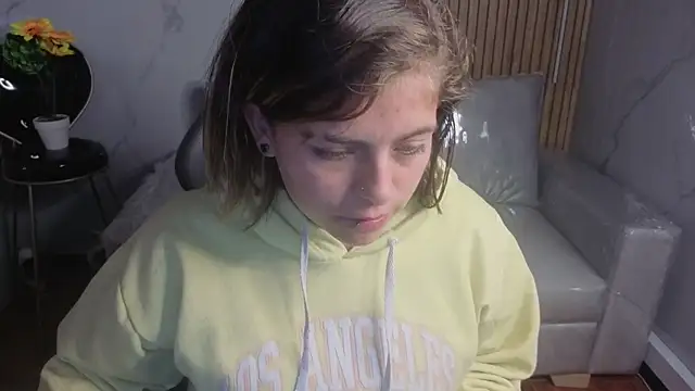 Kitten Cam online show from 03-04-26, 03:36