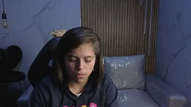 Kitten Cam online show from 07-21-26, 03:52