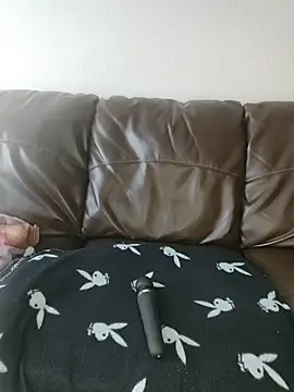 Snapshot of TattedMamaXOXO chatting on 02-17-26, 06:27 TattedMamaXOXO online show from 02-17-26, 06:27