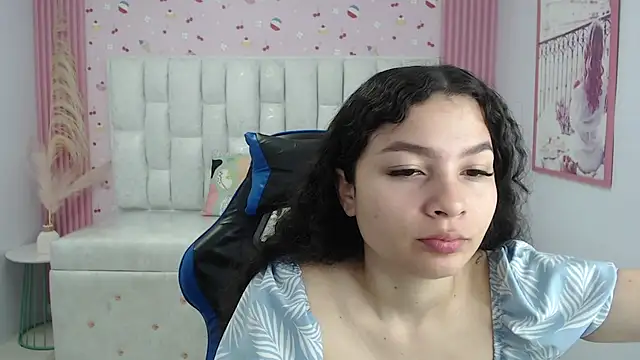 Snapshot of shalon_diaz_s chatting on 10-03-25, 01:12 shalon diaz s online show from 10-03-25, 01:12