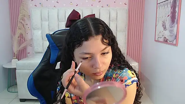 Snapshot of shalon_diaz_s chatting on 10-07-25, 01:23 shalon diaz s online show from 10-07-25, 01:23