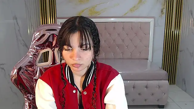 Snapshot of shalon_diaz_s chatting on 02-20-25, 01:08 shalon diaz s online show from 02-20-25, 01:08