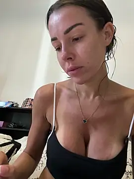 SexySophiaax online show from 04-05-26, 10:44