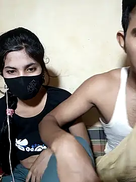 Hot couple 1 online show from 10-25-25, 05:46