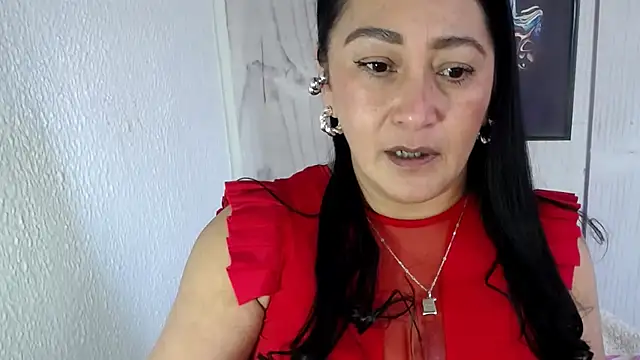 Snapshot of JULIANAWET69 chatting on 02-26-26, 04:40 JULIANAWET69 online show from 02-26-26, 04:40