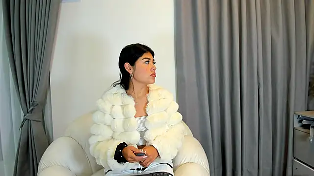 1lubonnie online show from 02-18-25, 01:54