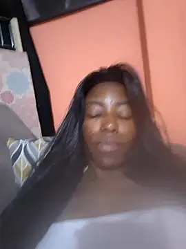 Snapshot of melangelo17 chatting on 01-29-25, 03:47 melangelo17 online show from 01-29-25, 03:47