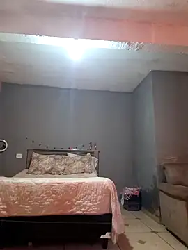 Snapshot of melangelo17 chatting on 03-10-25, 04:57 melangelo17 online show from 03-10-25, 04:57