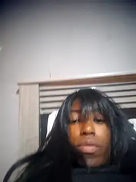 Snapshot of melangelo17 chatting on 12-19-25, 08:00 melangelo17 online show from 12-19-25, 08:00