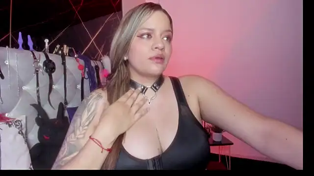 victoria  floyd online show from 09-20-25, 06:57