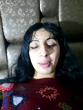 Snapshot of majdolin78 chatting on 02-22-25, 05:46 majdolin78 online show from 02-22-25, 05:46